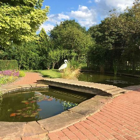 Maesbury Riverside Villa Oswestry Exterior photo